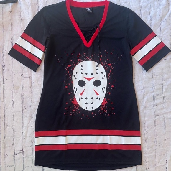 NWOT Women’s XLarge Jason Voorhees Hockey Dress Friday the 13th - Picture 1 of 10